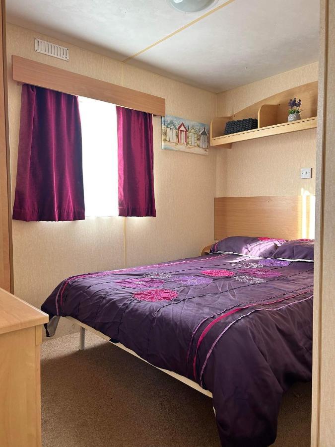 Lyntons 3 Bedroom Caravan Pets Stay Free Linen Included Heacham Exterior foto